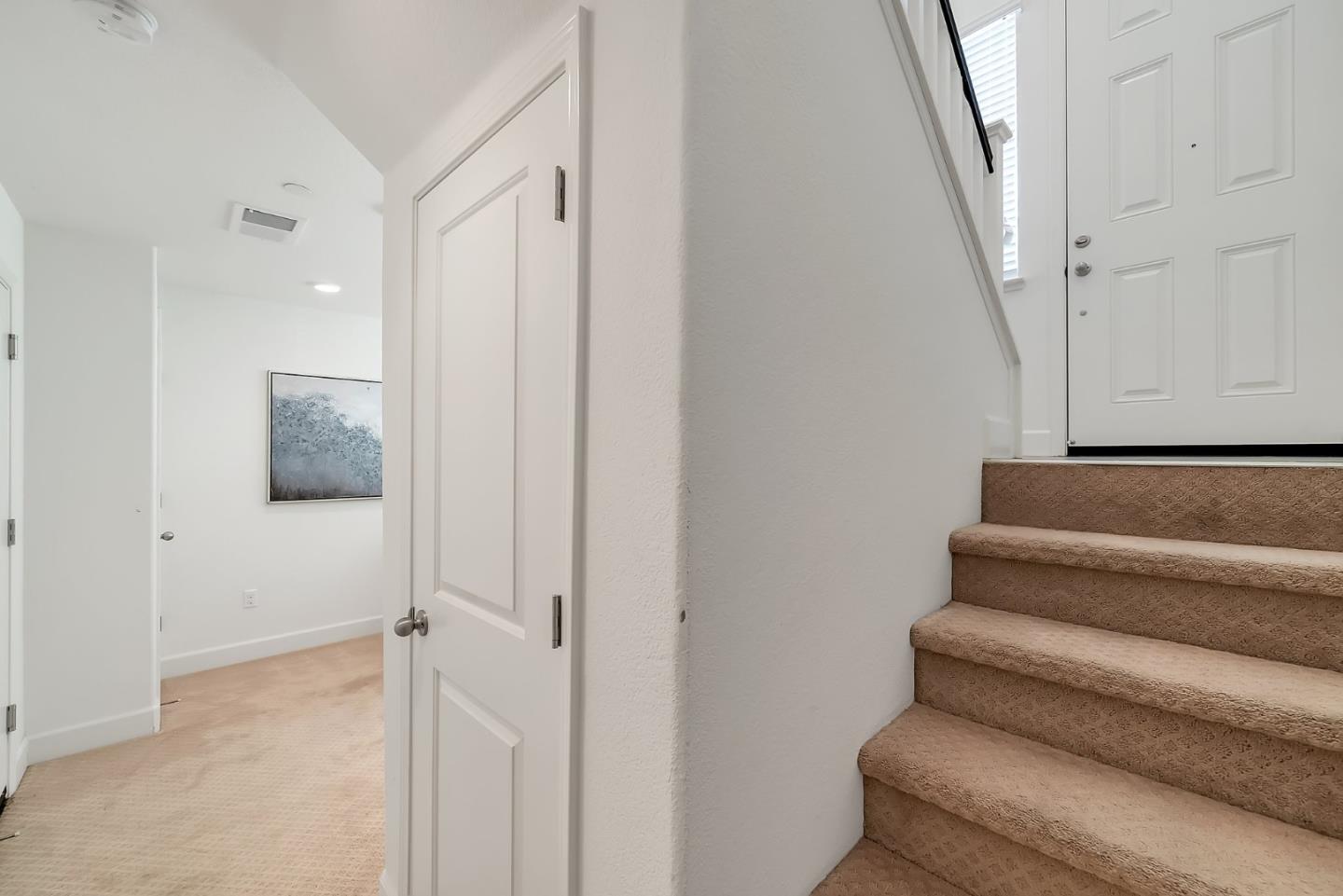 38909 Snapdragon Place