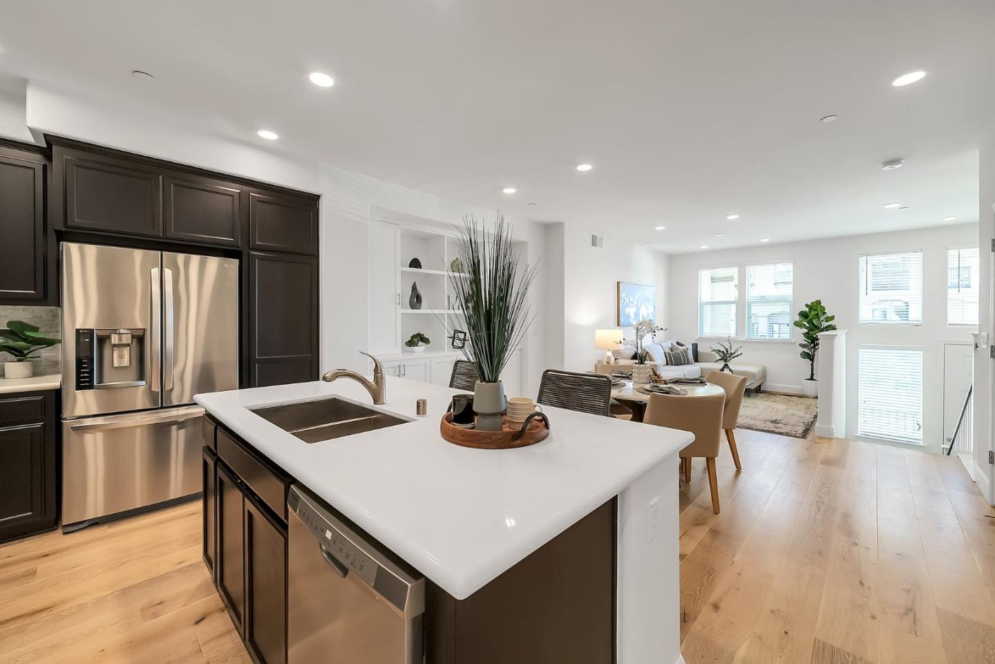 38909 Snapdragon Place