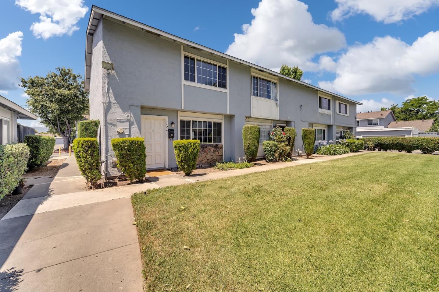 3424 Pisces Drive