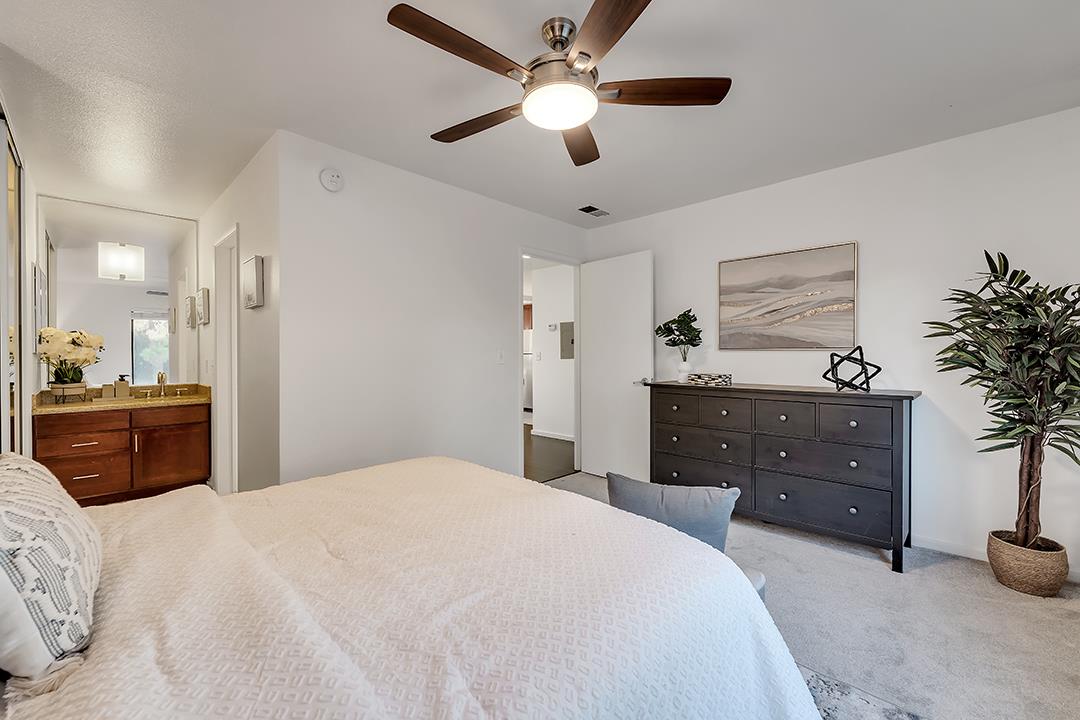 945 Fletcher LN A332