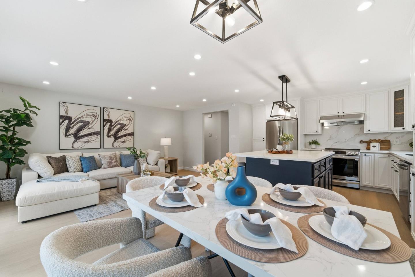 1462 Goldrush Court