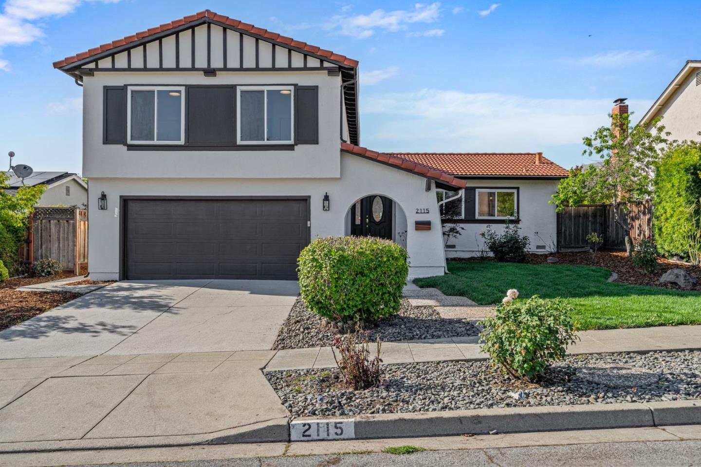 2115 Pedro Avenue