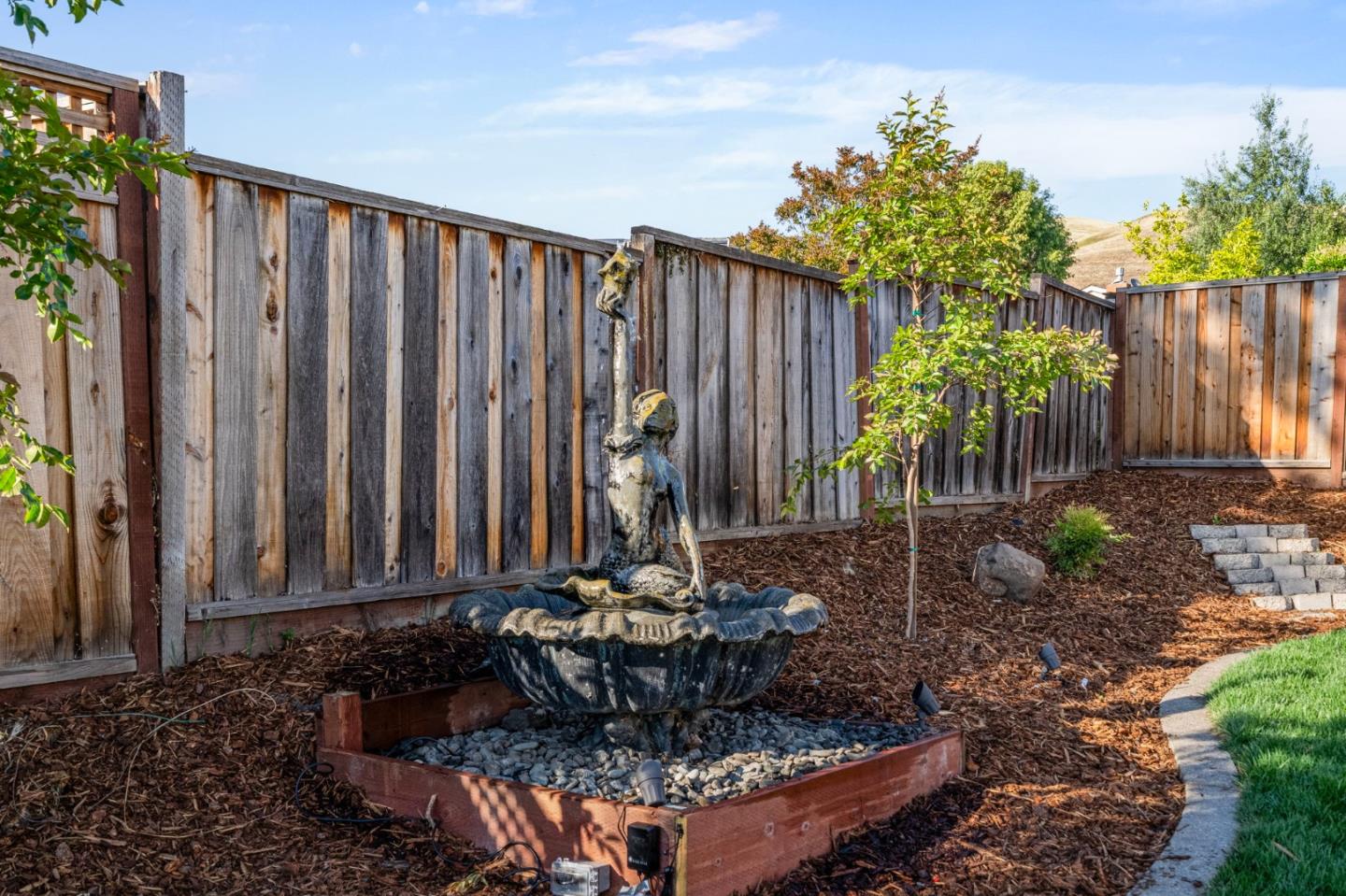 2115 Pedro Avenue