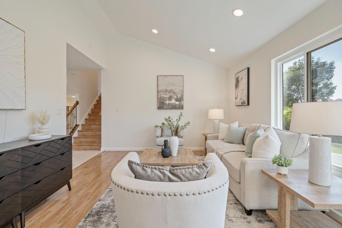 2115 Pedro Avenue