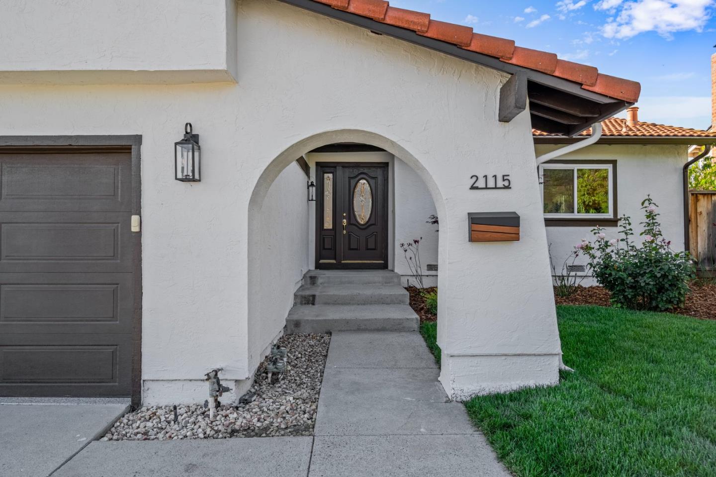 2115 Pedro Avenue