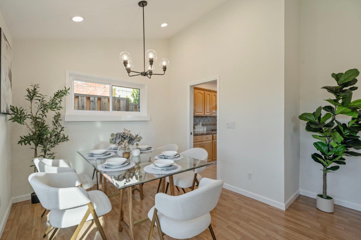 2115 Pedro Avenue