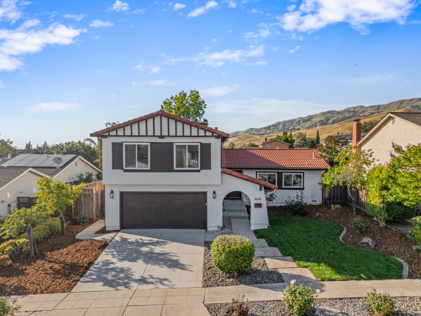 2115 Pedro Avenue