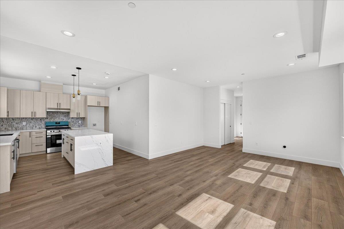 869 Connie Lane