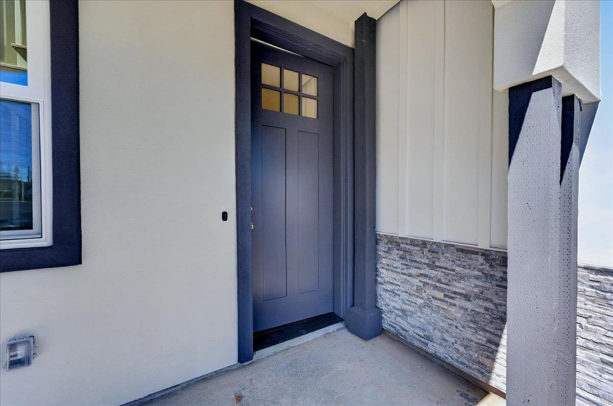 869 Connie Lane