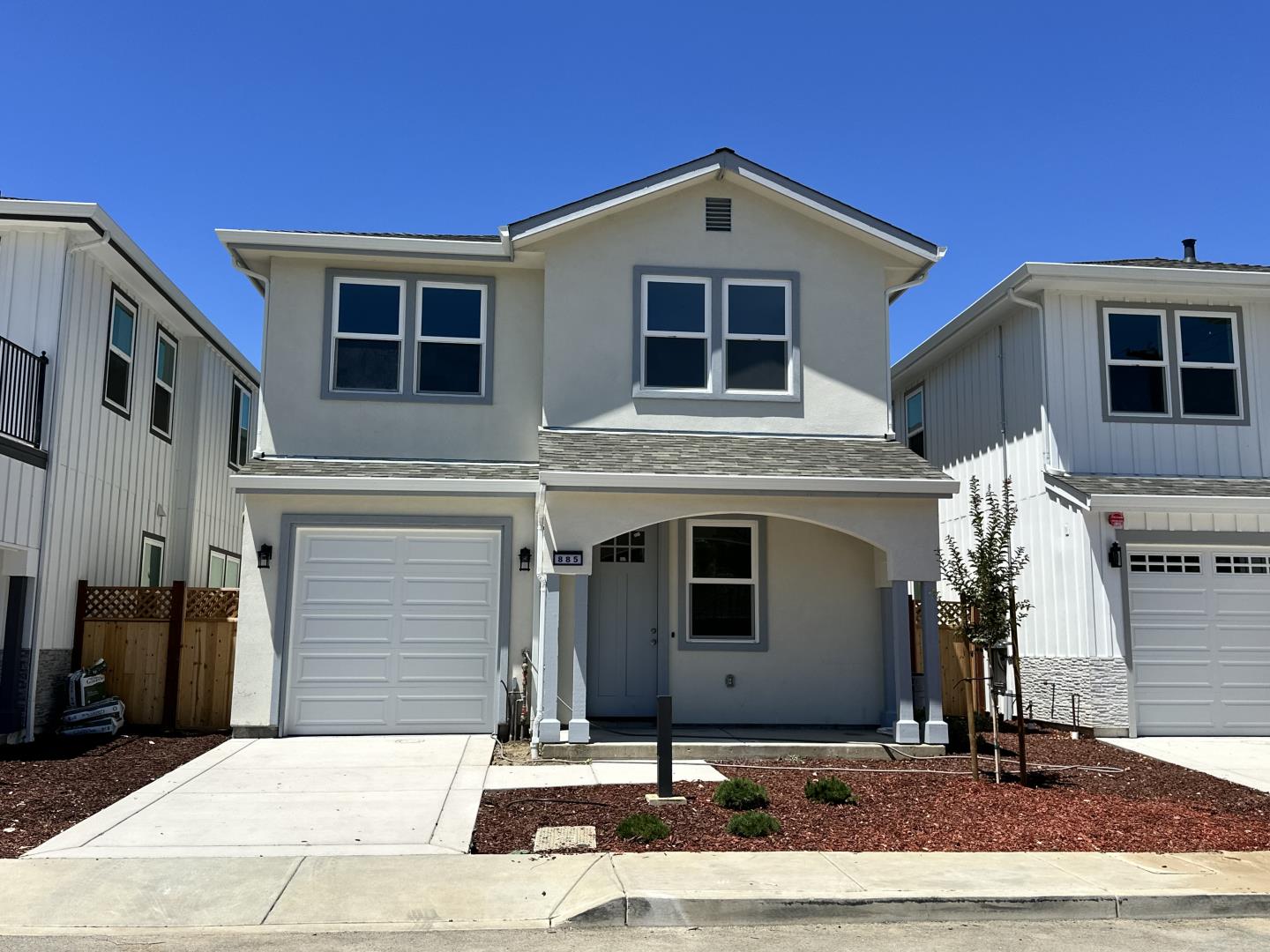 885 Connie Lane
