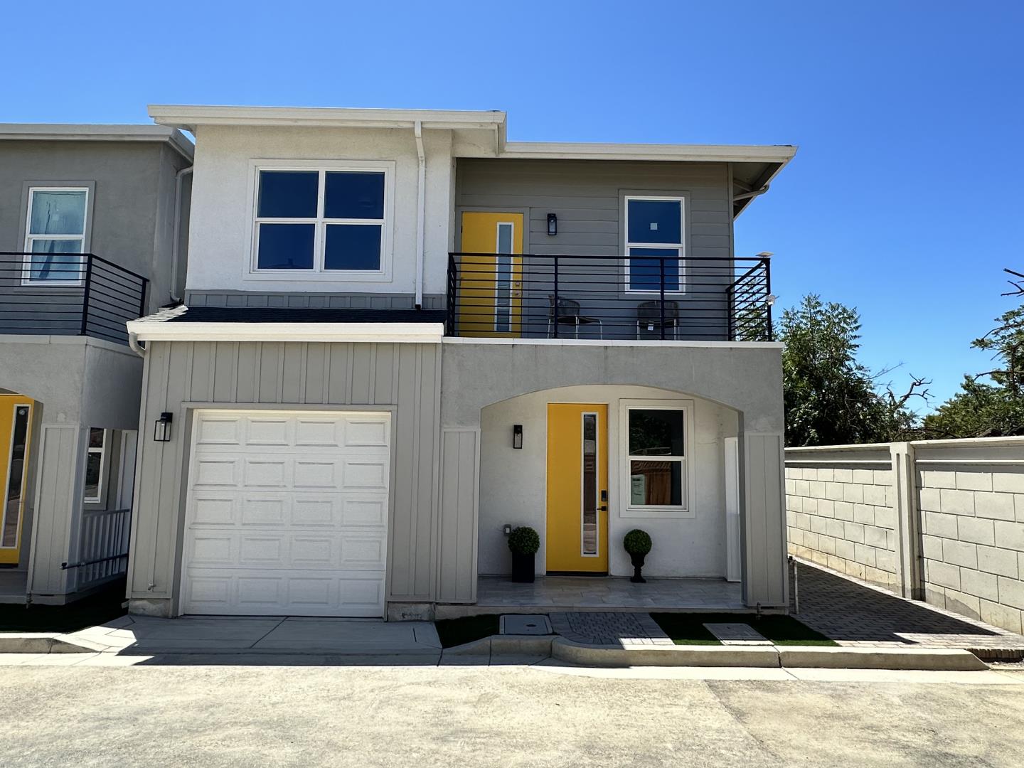 861 Connie Lane
