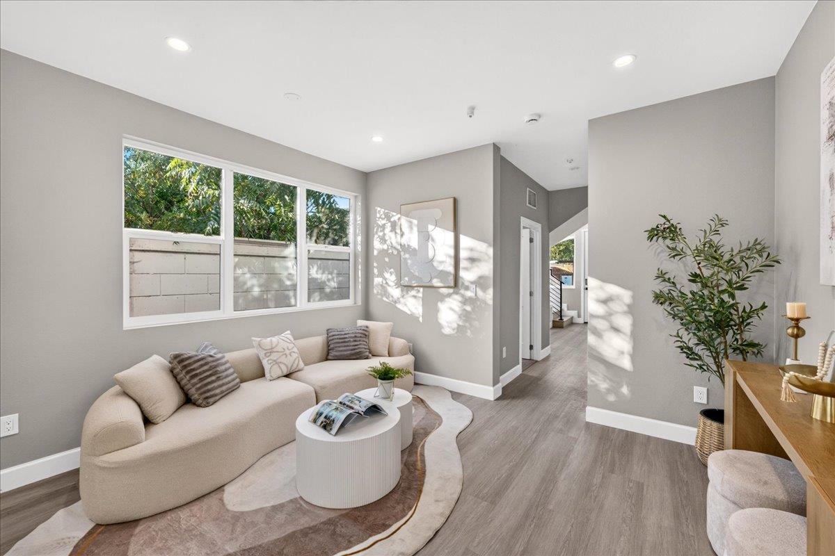 861 Connie Lane