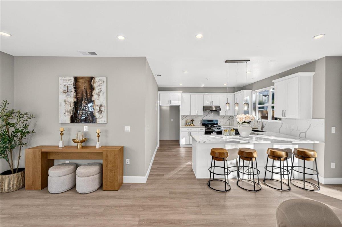 861 Connie Lane