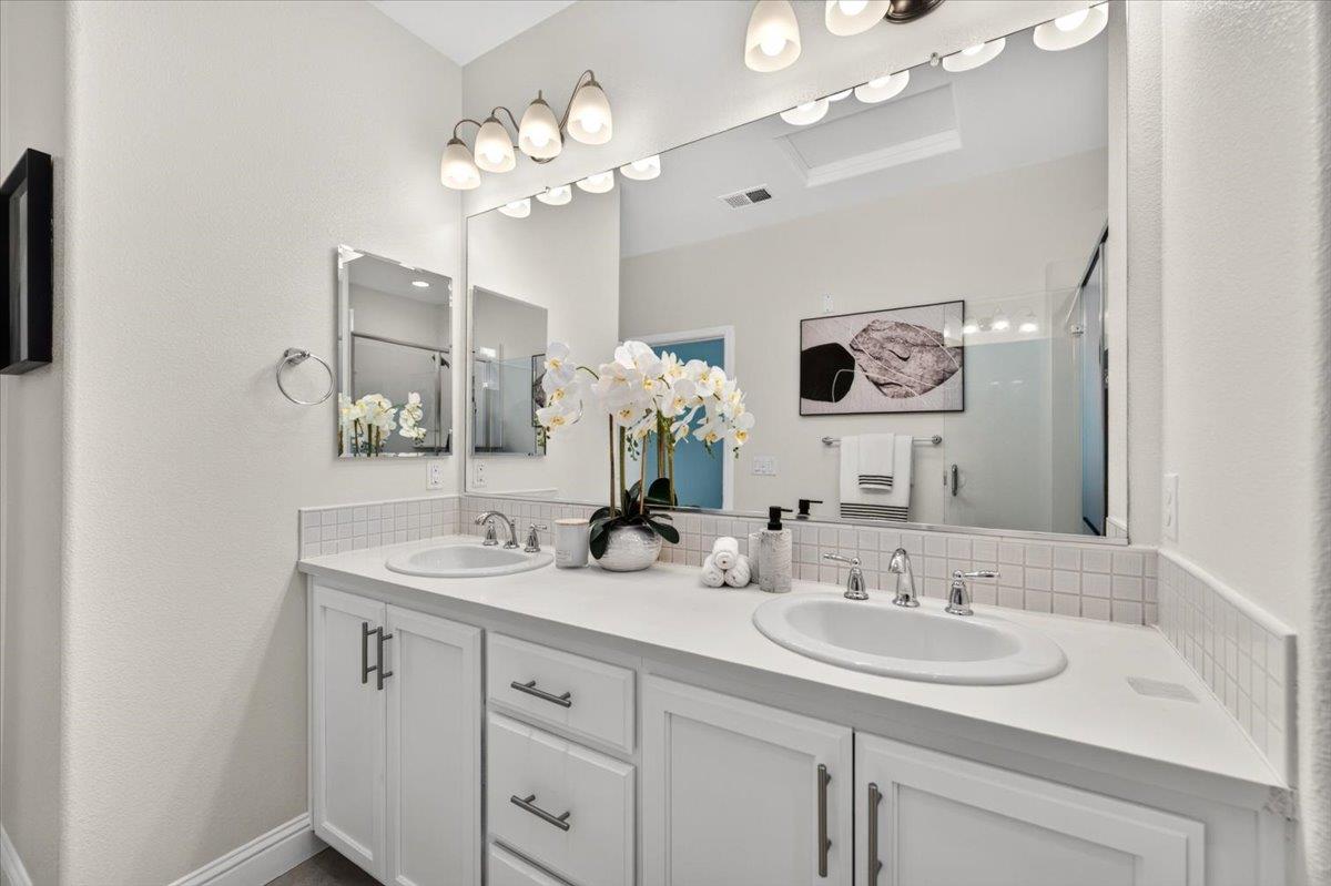 1512 Coffee Berry Lane