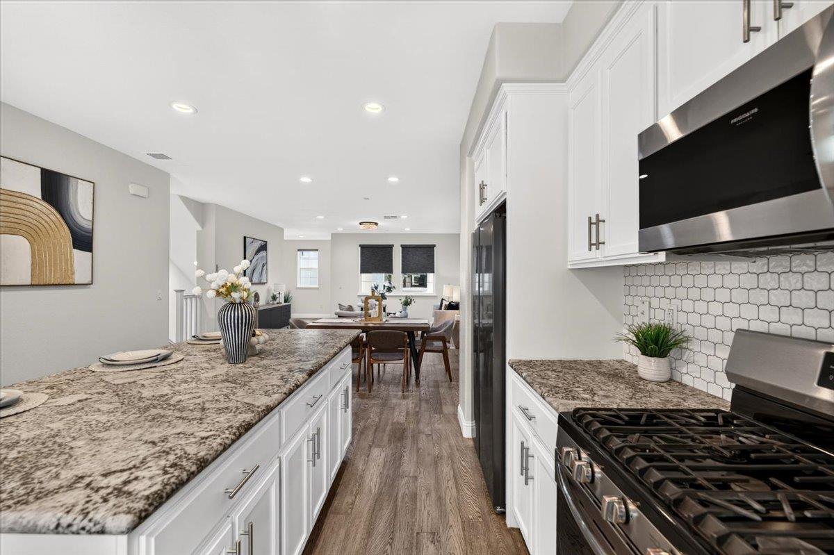 1512 Coffee Berry Lane