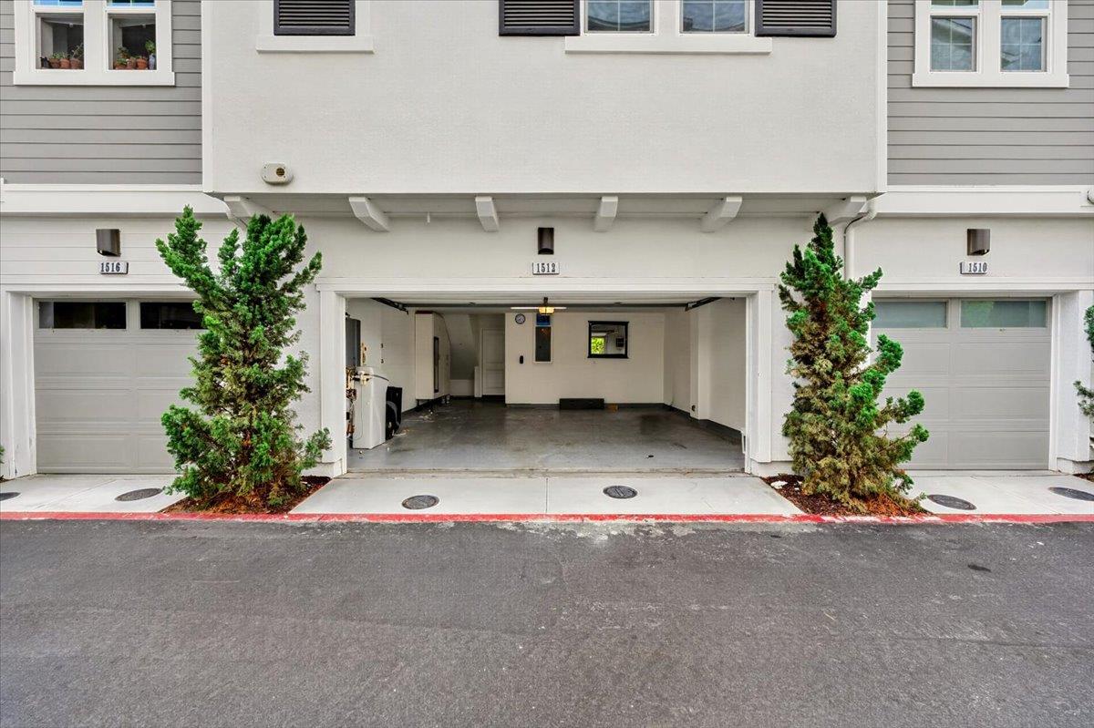 1512 Coffee Berry Lane