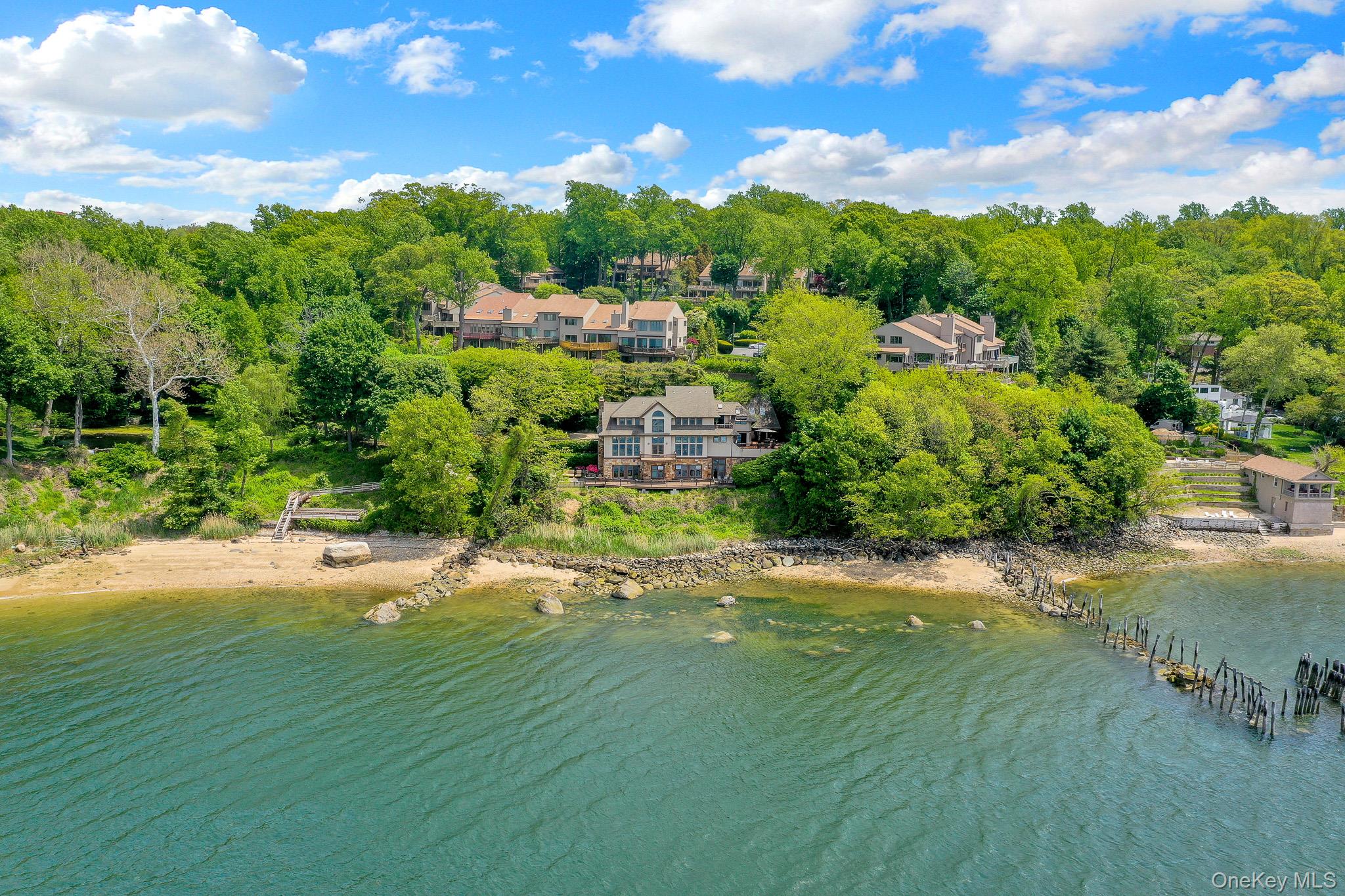 35 Sunview Drive