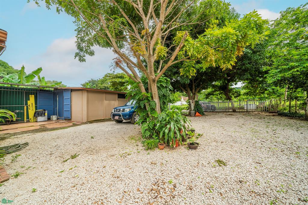 Casa Parrot Playa Potrero