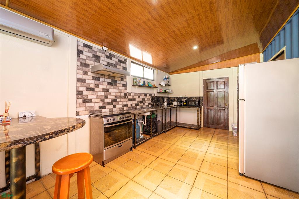 Casa Parrot Playa Potrero