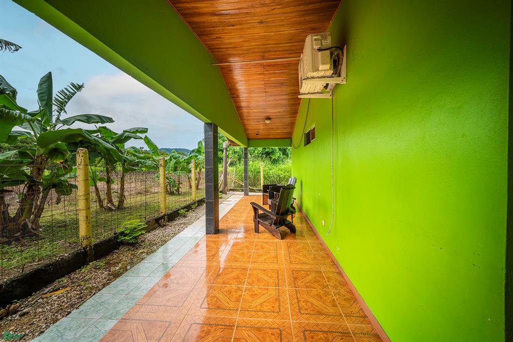 Casa Parrot Playa Potrero