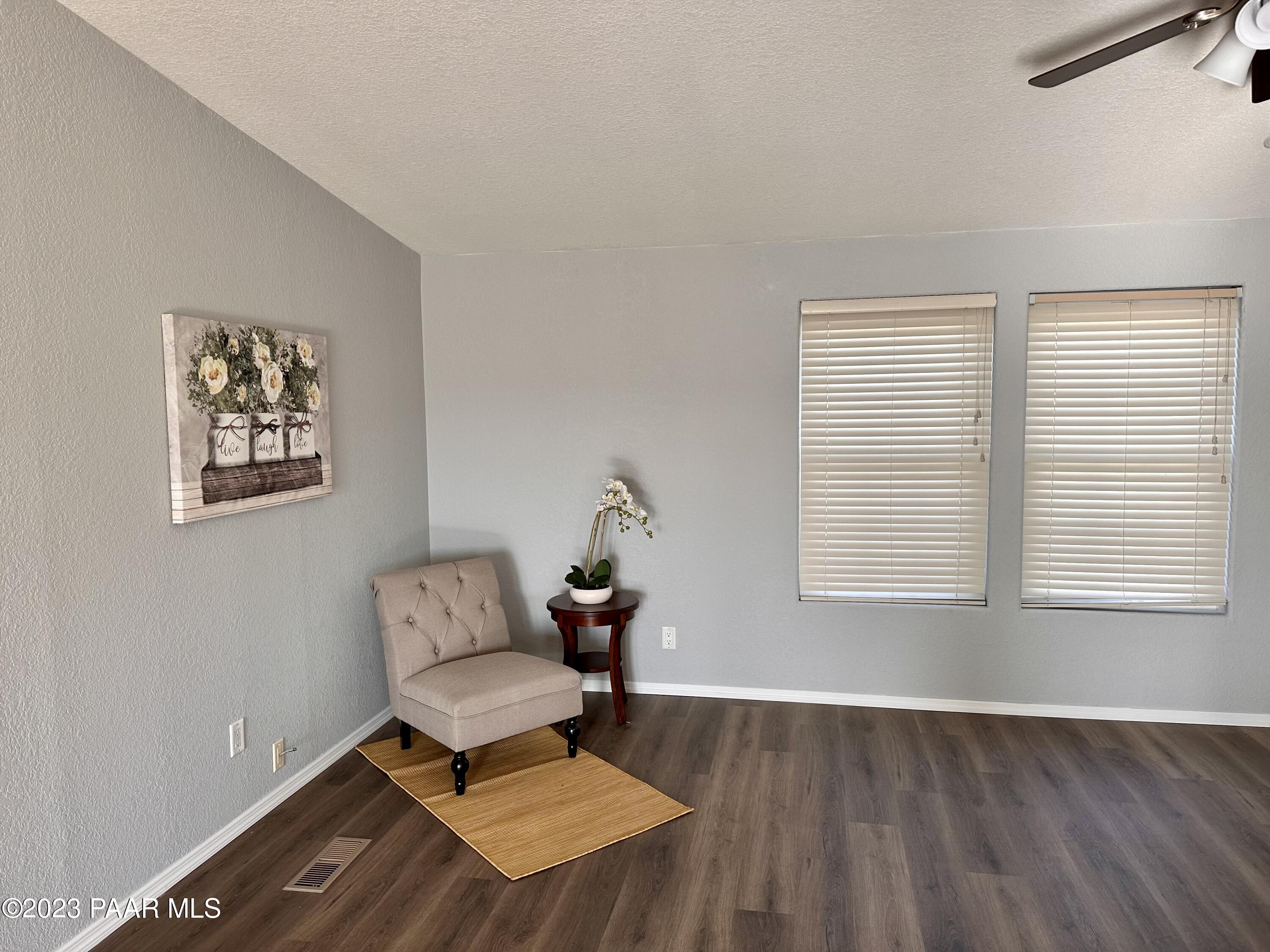 315 S Pony Place