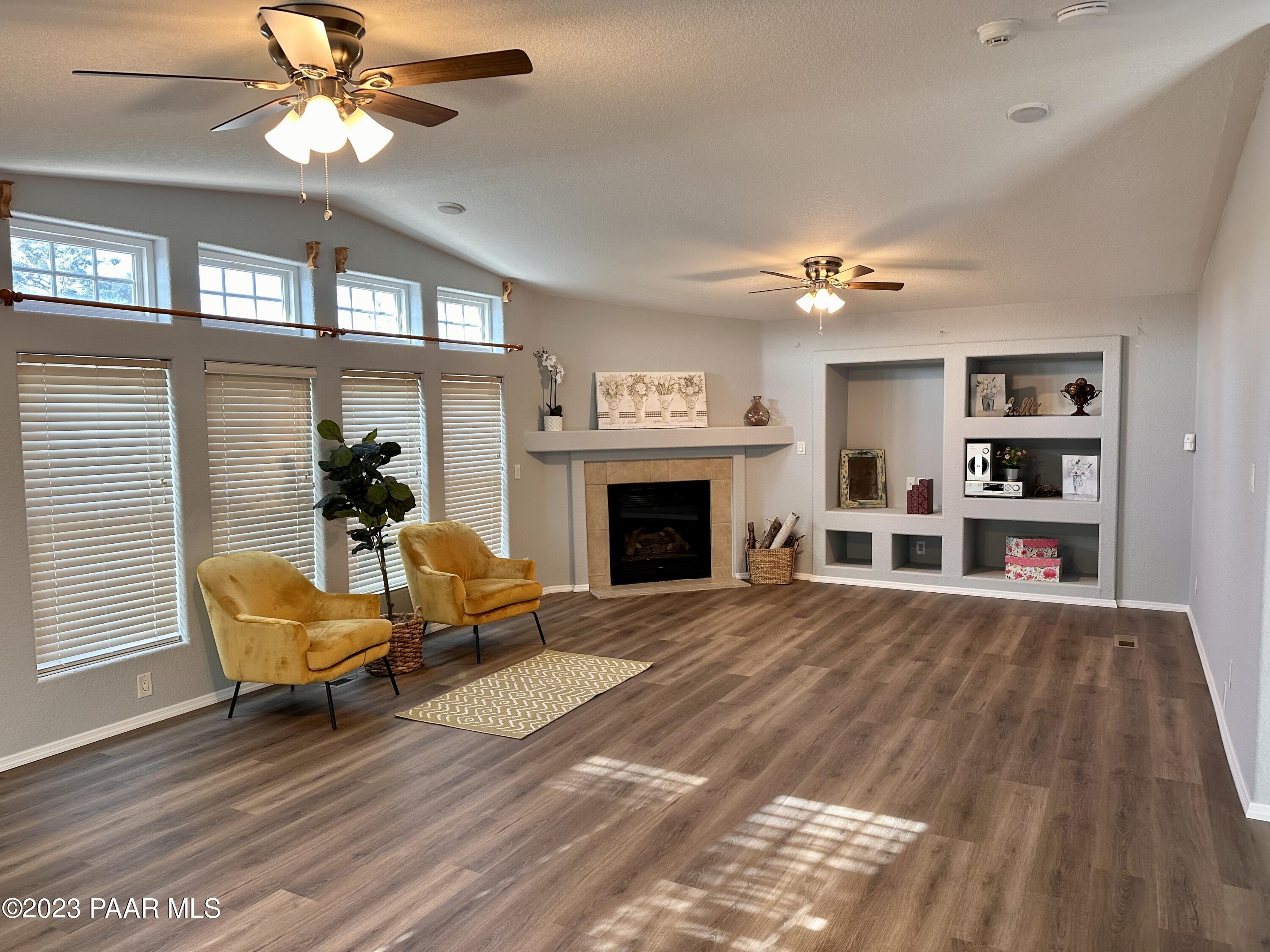 315 S Pony Place