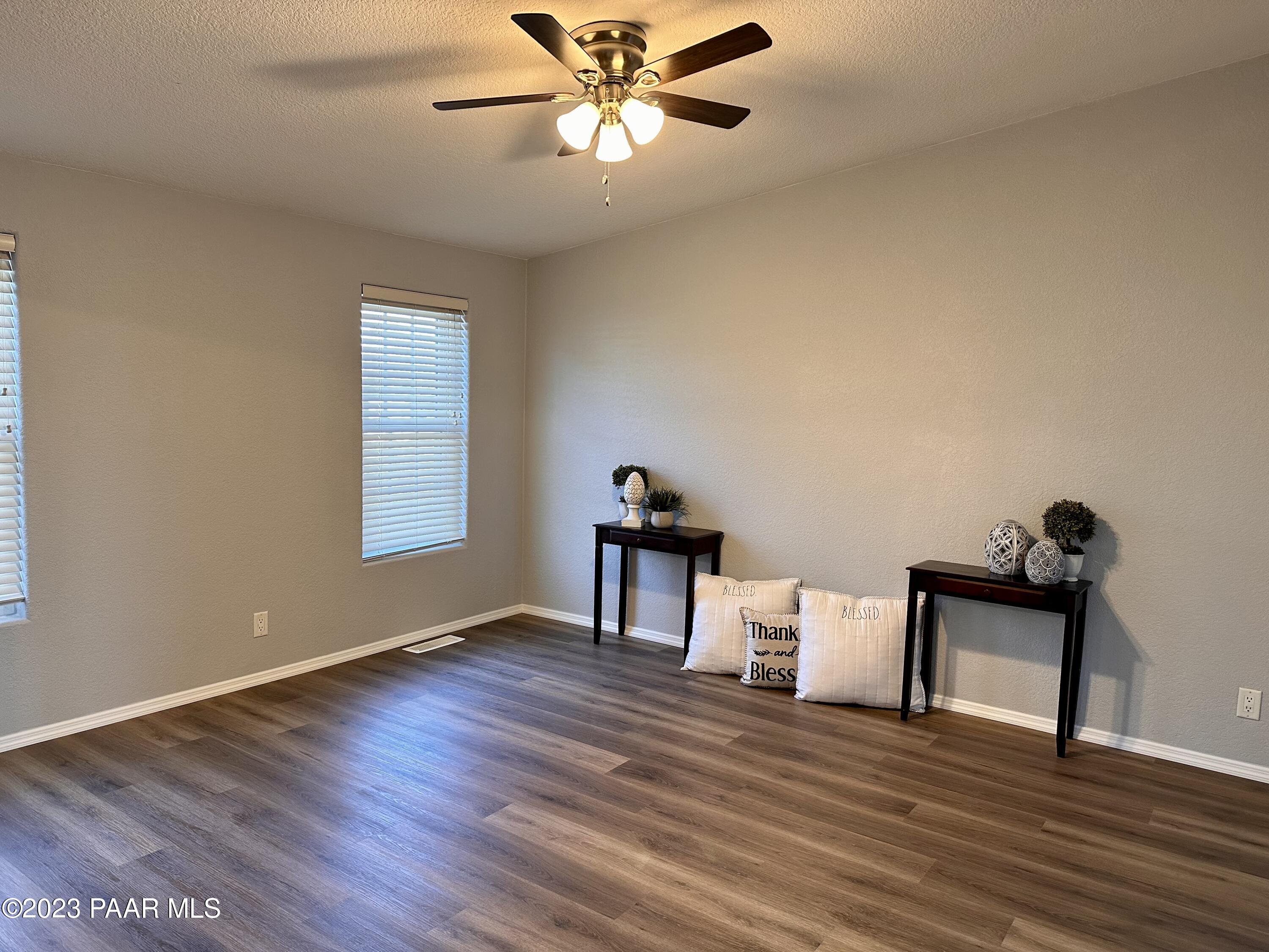315 S Pony Place
