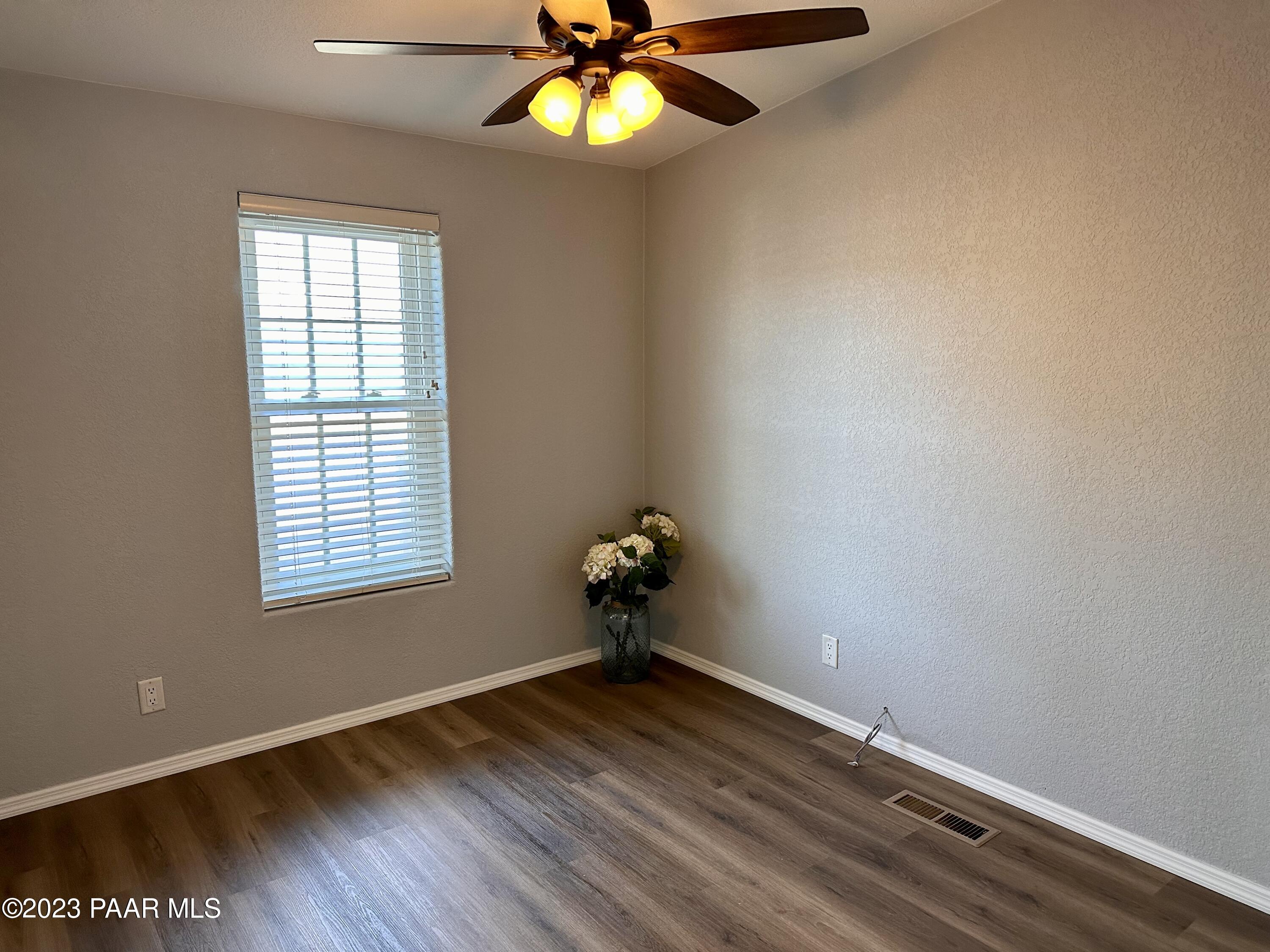 315 S Pony Place