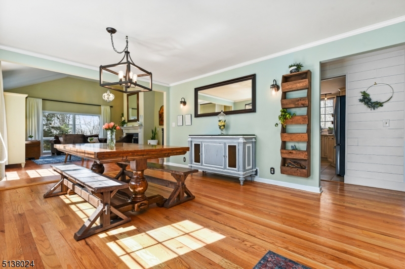 11 Farview Ave
