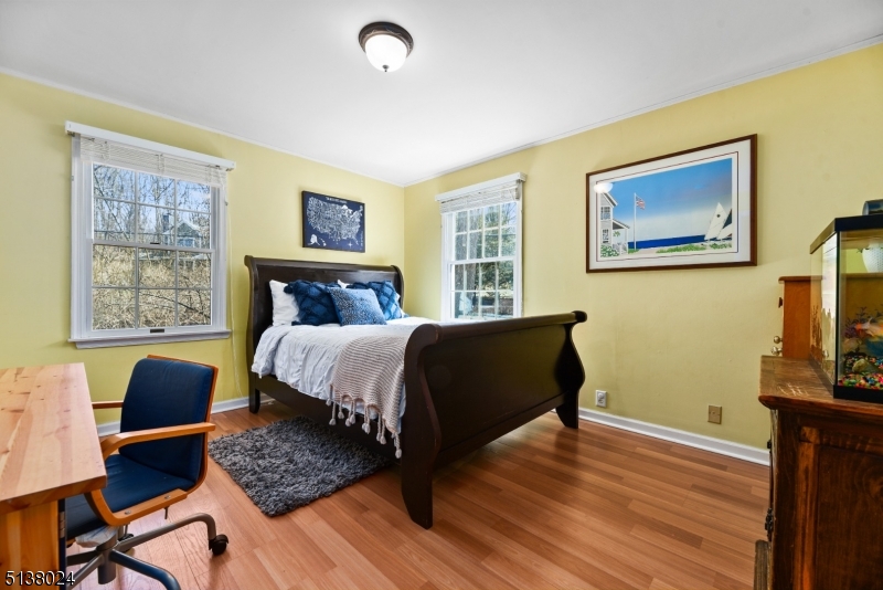 11 Farview Ave