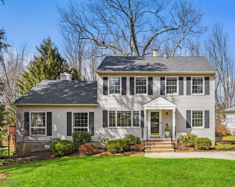 11 Farview Ave
