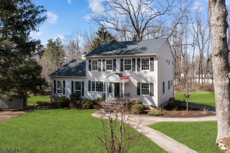 11 Farview Ave