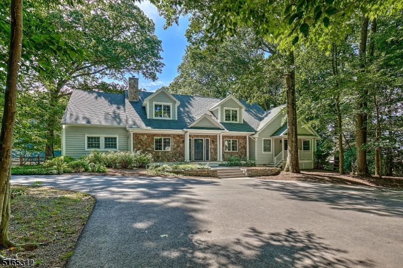 202 Potterstown Rd