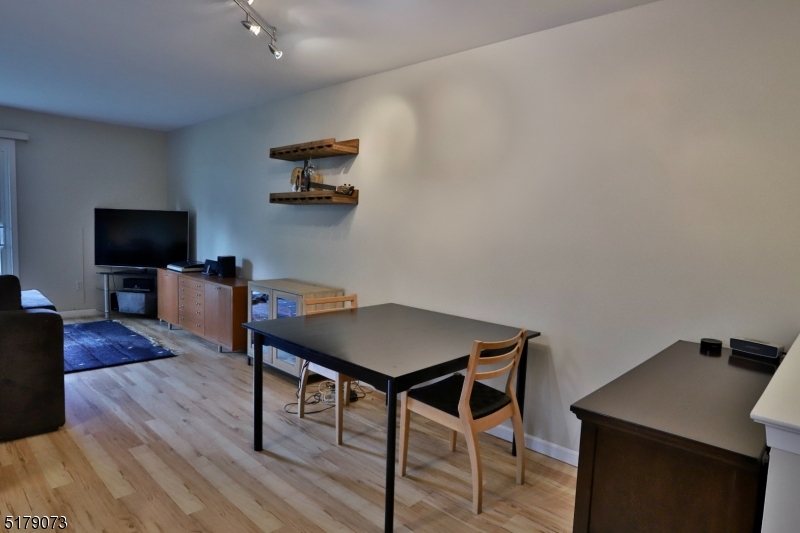 213 Spruce Hills Dr