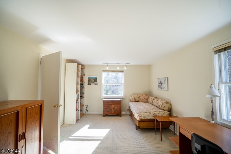 160 Spencer Rd