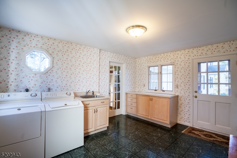 160 Spencer Rd