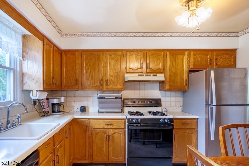 588 Mountainview Dr