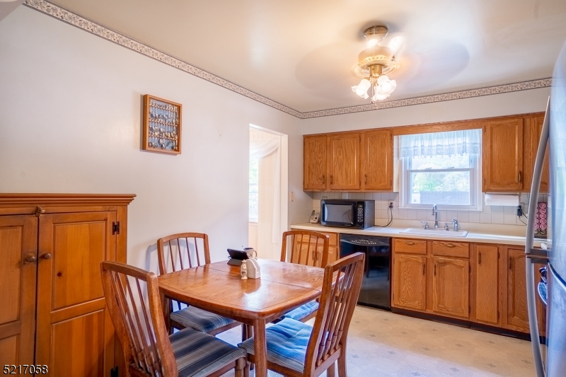 588 Mountainview Dr