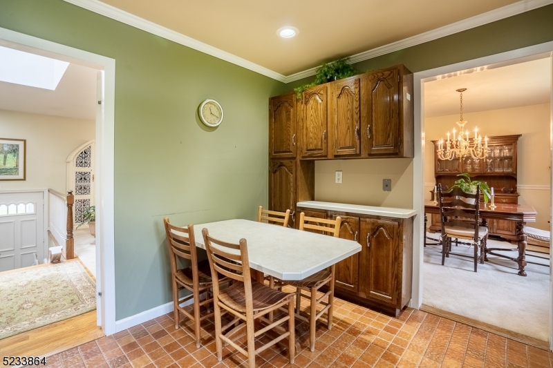 83 Goltra Dr
