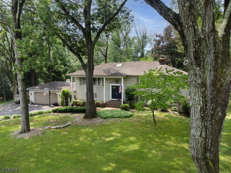 83 Goltra Dr