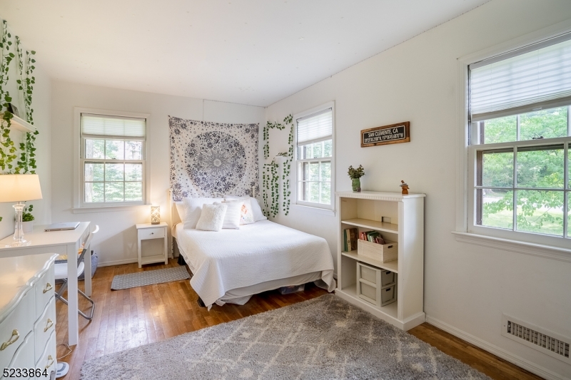 83 Goltra Dr