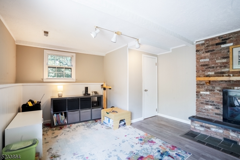 83 Goltra Dr