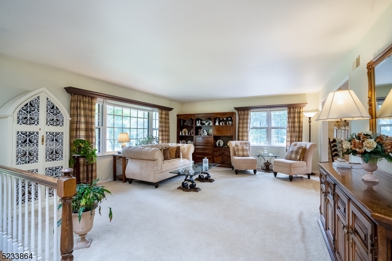83 Goltra Dr