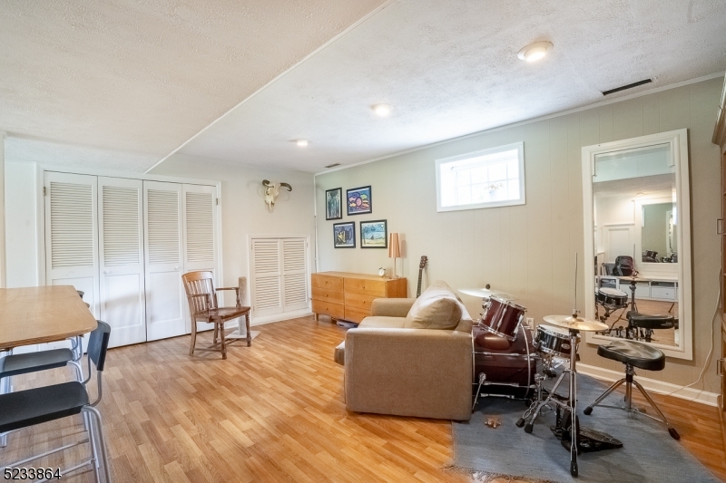83 Goltra Dr
