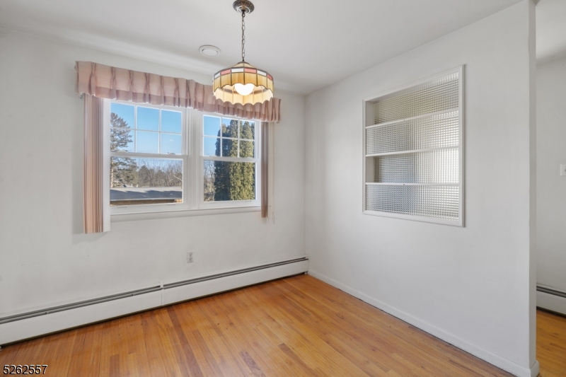 10 Fernwood Rd