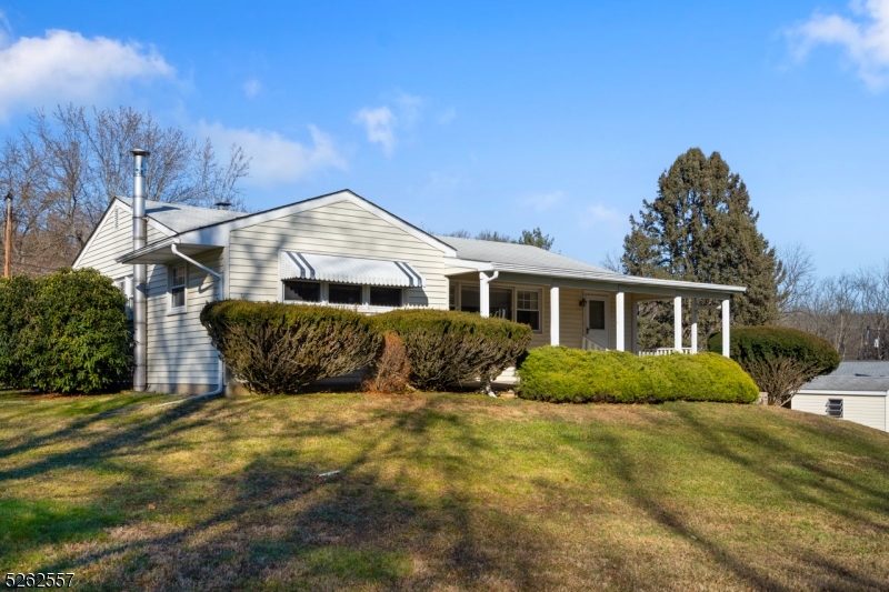 10 Fernwood Rd