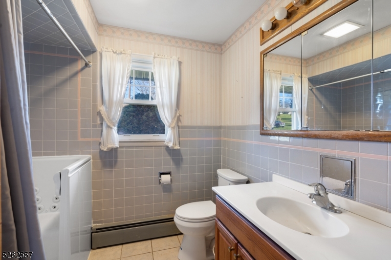 10 Fernwood Rd