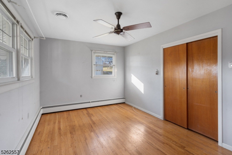 10 Fernwood Rd
