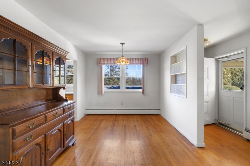 10 Fernwood Rd
