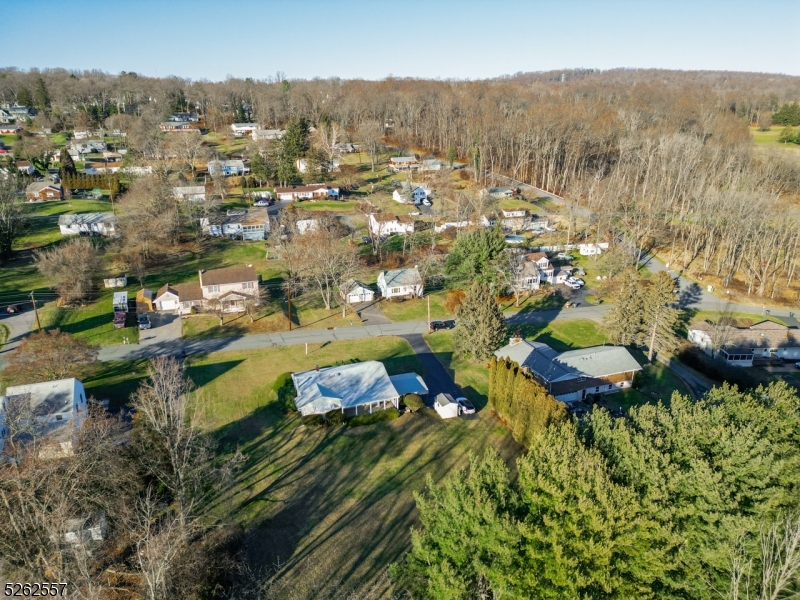 10 Fernwood Rd
